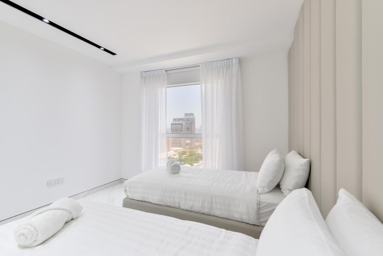 Waterfront Luxury 3Br With Maids Room In Jbr, Dubai Bagian luar foto